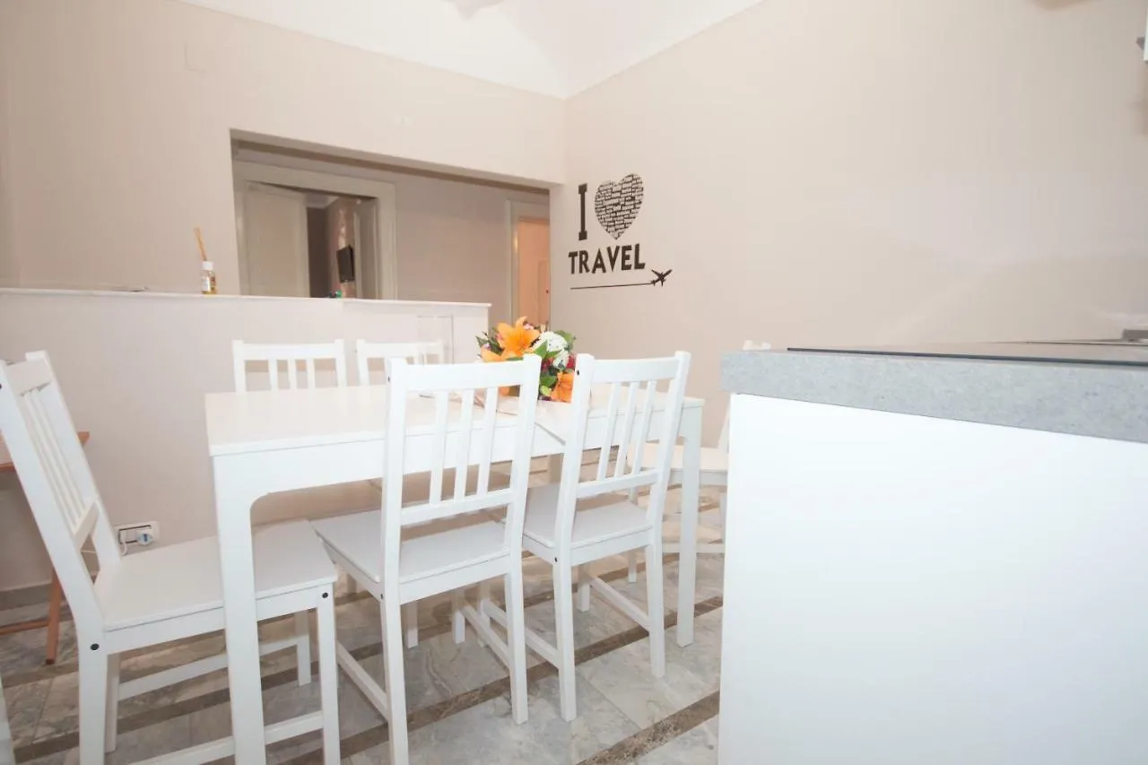 Apartamento San Peter Lory'S Aparts Roma Itália